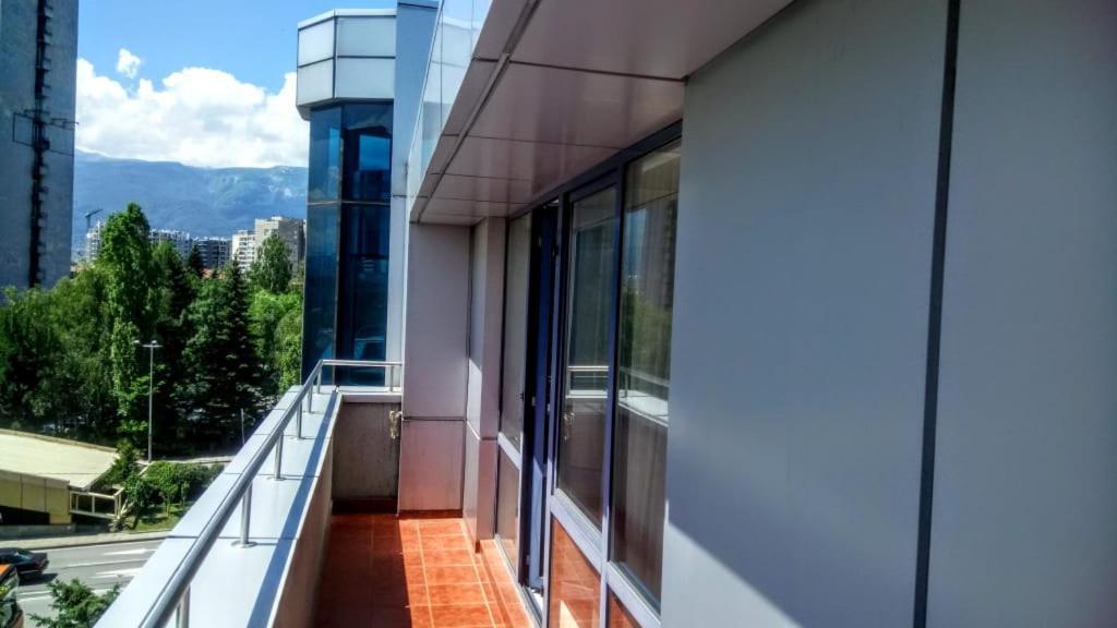 סופיה Hotel Latinka מראה חיצוני תמונה