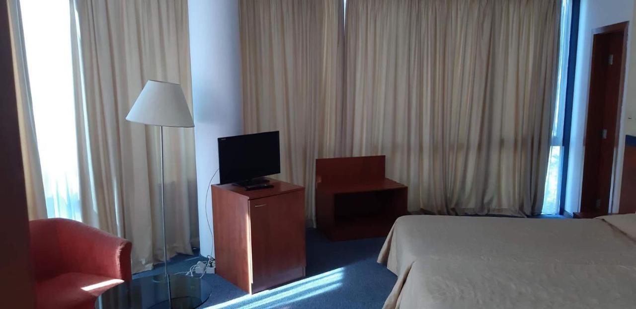 סופיה Hotel Latinka מראה חיצוני תמונה